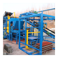 Machine à fabriquer des blocs QT4-15 de haute qualité avec malaxeur à plateau, idéale pour la production de pavés creux et pleins – Ventes en Afrique