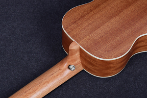 Ukelele barítono <span class=keywords><strong>de</strong></span> 30 pulgadas, 6 cuerdas <span class=keywords><strong>de</strong></span> nailon, kit <span class=keywords><strong>de</strong></span> guitarra eléctrica, pastillas integradas con bolsa acolchada, juego <span class=keywords><strong>de</strong></span> cuerdas, sintonizador, cinturón - Product Image 6