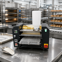 Machine automatique à empiler les gâteaux mille-feuilles avec moteur, production de pâtisserie haute capacité