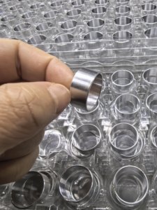 Services de tournage sanitaire en acier inoxydable 304 pour pièces de quincaillerie en cuivre et usinage d'aluminium - Product Image 5