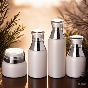 China Supplier Cosmetic Packaging 30ml 50ml 100ml 120ml Vacuum <b>Pump</b> <b>Bottle</b> Pearl White PP Airless <b>Bottle</b> - Product Image 2