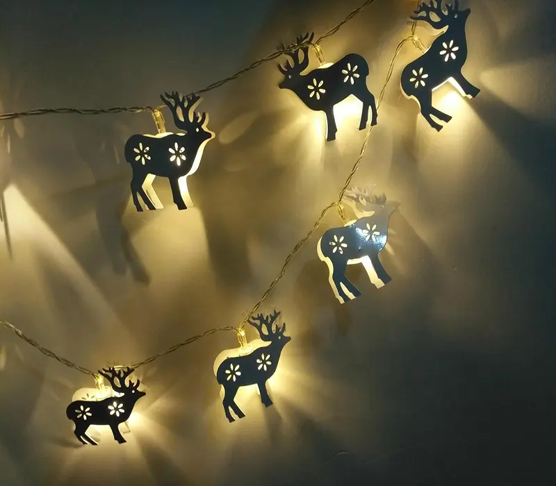 Hot販売スノーフレーク鹿雪だるまScene金属休日の装飾Led String Light Christmas装飾ライト
