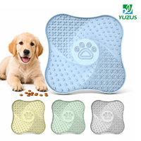 Tapis d'alimentation lente pour chien en silicone à quatre textures avec grille de points en relief pour l'enrichissement alimentaire