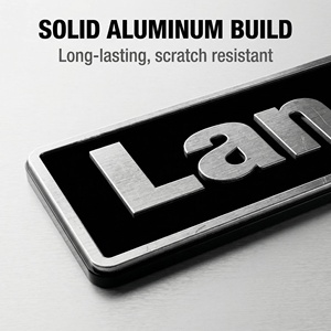 Plaques signalétiques industrielles personnalisées en aluminium poli et plaqué, de haute qualité, durables, résistantes aux rayures, imprimées en sérigraphie pour TV et cinéma - Product Image 4