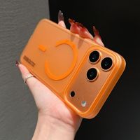Étui robuste antichoc givré avec dissipation thermique et chargement magnétique sans fil de luxe pour téléphones mobiles 17 Pro Max