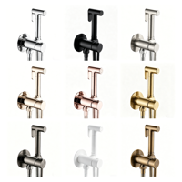 Ensemble de douche murale moderne en laiton blanc avec douchette à main, pulvérisateur de bidet, robinet d'angle, écologique, pour usage hôtelier, vertical