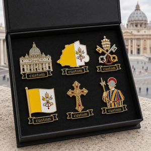 Set Regalo di Spille Smaltate a Tema Vaticano Personalizzate all'Ingrosso, Spilla da Bavero della Basilica di San Pietro, Souvenir Turistico, Distintivo a Croce con Chiave del <span class=keywords><strong>Papa</strong></span> - Product Image 1