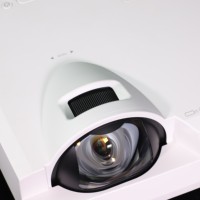 Proyector de Vídeos de Tiro Corto 3LCD con Mapeo 3D y Holograma 7D para Educación Empresarial