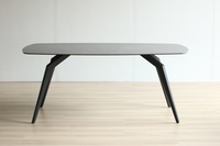 Usine chinoise vend personnalisé moderne léger luxe pieds en métal céramique table de table verre trempé meubles de salle à manger 4 places table