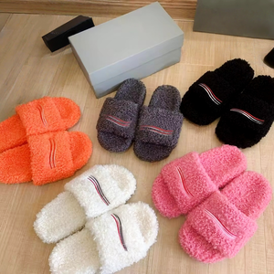 Chaussures de créateur de luxe, pantoufles pour femmes, pantoufles de haute qualité pour femmes, avec des pantoufles moelleuses et tendance, des sandales en fourrure, des chaussures décontractées - Product Image 1