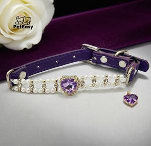 Neue heiß verkaufte Fabrik <span class=keywords><strong>Low</strong></span> <span class=keywords><strong>MOQ</strong></span> Stock Haustier zubehör Günstige herzförmige Diamond Pearl Dekorierte Katzen-und Hunde halsbänder - Product Image 3