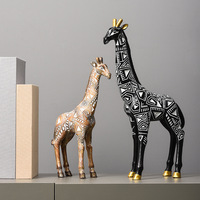 Masque sculpté en résine style bois, antilope et girafe, style africain, ornement et décoration artistique pour la maison et la pièce, design Art Déco