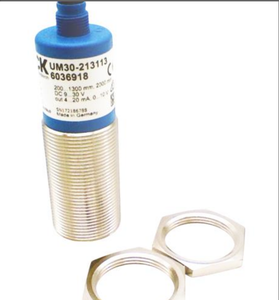 Capteur ultrasonique en aluminium SICK UM30-213113 AC avec indice de protection IP67, sortie analogique 9-30VDC, connecteur M12 5 broches - Product Image 2