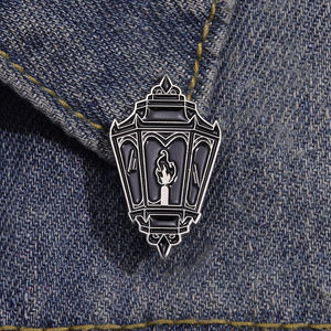 गोथिक काले फायर लालटेन एनमेल पिन बैकपैक कपड़े ब्रोच धातु लेपल बैज लालटेन्स चुड़ैल संग्रह पिन गहने उपहार - Product Image 4