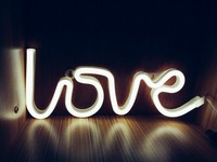 INS vente chaude "amour" lettre Alphabet en forme de fête décoration 2 AA alimenté par batterie Led veilleuse