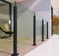 Balustrade en verre de style moderne pour la maison Poteaux en acier inoxydable pour jardin Sous-sol Balcon Piscine Appartements Garde-corps en verre