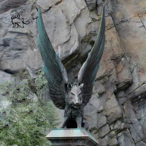 大きな装飾が有名な城金属豚像翼のあるイノシシ庭のためのブロンズ彫刻Hogsmeade有名な場所 - Product Image 4