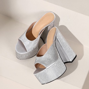 Sandales de soirée pour femme à bout ouvert, à talons hauts épais et plateforme, ornées de strass argentés, mode été, chaussures haut de gamme - Product Image 5