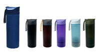 Bouteille filtrante à eau portable pour l'extérieur, sans BPA, logo personnalisé OEM, membrane UF à pression, purificateur à double paroi pour le trekking et les voyages