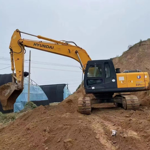 Excavadora Usada en Buenas Condiciones, con Pocas Horas de Trabajo y Rendimiento Confiable, Hyundai225lc-7 en Venta a Bajo Precio, Disponible en Stock - Product Image 1