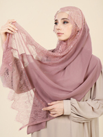 Voile Hijab Élégant et Respirant en Crêpe de Chiffon Premium avec Bordure en Dentelle pour Femmes Musulmanes SWAN