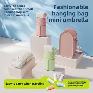 Parasol de poche classique anti-UV pliable coloré pour carte de crédit - Product Image 5