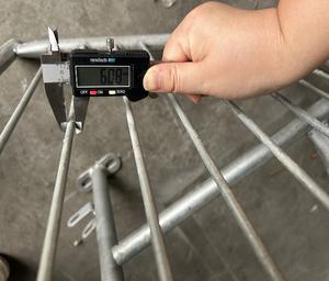 Gabbie per Allevamento e Allattamento Suini Trattate Termicamente con Mangiatoie, Gabbie per Scrofe e Gabbie da Parto per Uso Agricolo - Product Image 5