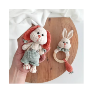 Joli <span class=keywords><strong>lapin</strong></span> <span class=keywords><strong>au</strong></span> <span class=keywords><strong>Crochet</strong></span> avec un ensemble de hochets de <span class=keywords><strong>lapin</strong></span> <span class=keywords><strong>au</strong></span> <span class=keywords><strong>Crochet</strong></span> jouets mignons jouets pour chiens personnalisés <span class=keywords><strong>grande</strong></span> <span class=keywords><strong>oreille</strong></span> chien enfants hochets - Product Image 1