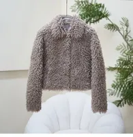 Nouvelle Veste Courte en Laine et Fourrure de Mouton Pure Couleur Slim à Boutons pour Femme 2026 JT603