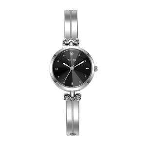 Reloj cuadrado pequeño, elegante y versátil, reloj de cuarzo informal de acero inoxidable para mujer, resistente al agua. - Product Image 5
