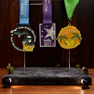 Medalla Deportiva de Aleación de Zinc Sublimada con Diseño Personalizado, Medalla de Oro para Fútbol y Baloncesto, Venta Caliente - Product Image 1