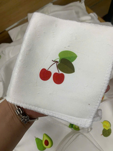 Toalla de Baño Personalizada con Impresión por Sublimación, Estilo Casual, Algodón y Microfibra, OEM ODM, Tamaño Personalizado Disponible, 300-500gsm - Product Image 6