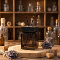 Flacon diffuseur de parfum vide de style nordique de luxe, carré, 100 ml, 200 ml, avec couvercle en bois noir, flacon de parfum d'intérieur personnalisé pour cadeau