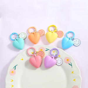 พวงกุญแจรูปหัวใจเคลือบสีลูกกวาด ดีไซน์หน้ายิ้ม สำหรับผู้หญิง - Product Image 2