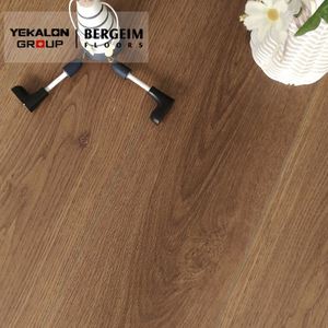 Pisos HDF para interiores de 8mm a 12mm, suelos laminados marrones lisos AC5 para suelos de salón - Product Image 4