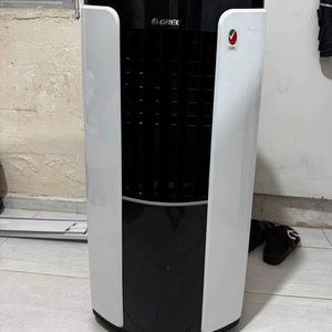 Compra al por mayor Popular Gree Mini Floor Standing Air Conditioner 2hp 3Hp 5Hp Hotel Smart Alta calidad Enfriamiento rápido Calefacción - Product Image 1