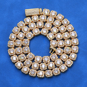 สร้อยคอจี้เงินแท้ 925 ประดับมอสซาไนต์ทรงลูกบาศก์ ดีไซน์แบบฮิปฮอป ระดับ VVS  วิบวับ  ผ่านการทดสอบเพชร GRA - Product Image 3