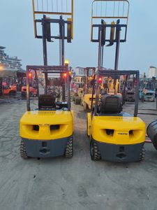 Original japonais importé 3m chariot élévateur d'occasion Komatsu 3 tonnes chariot élévateur de 3e génération - Product Image 5