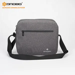 Atacado de fábrica novo design da moda mensagem personalizada à prova d' água mulheres ombro crossbody homens bolsa sling