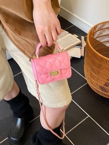 Nouveau Sac à Main Mini Imperméable en PU pour Filles 2026, Accessoire Parent-Enfant Tendance avec Chaîne et Bandoulière - Product Image 4