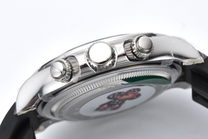 El Nuevo Reloj Está en Color Gris Cemento, Está Equipado con el Movimiento Mecánico Proprietario 4131 Más Estable - Product Image 2
