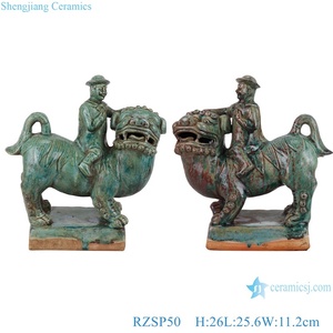 RZSP50 Jingdezhen figurine verte équitation lion sculpture en céramique - Product Image 2