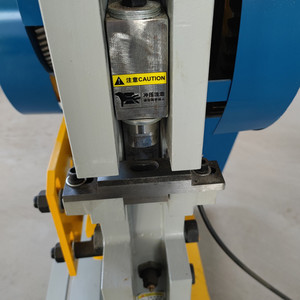 เครื่องตัดเหล็กไฮดรอลิกเครื่องตัดเหล็กอเนกประสงค์ขนาดเล็ก - Product Image 6