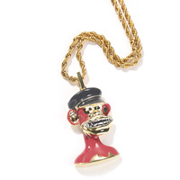 Colliers de mode hip-hop, bijoux sertis de pierres, pendentifs avatar NFT du métavers, breloques de dessin animé de créateur, accessoires tendance en zircon