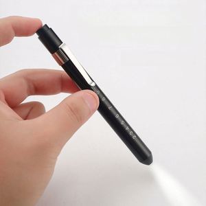Stylo-lampe LED lumineux pour professionnels médicaux : Lampe d'inspection en aluminium pour médecins, infirmières et usage domestique - Product Image 4