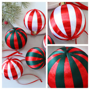 La fábrica gran oferta 2025 nuevo adorno de bola de Navidad de espuma de 8cm FIESTA DE Navidad de lujo decoración de árbol de Navidad bola a rayas - Product Image 6