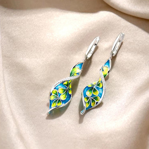 Orecchini Pendenti a Spirale Colorati a Forma di Quadrifoglio per Donne, Eleganti Gioielli di Moda Pastorale - Product Image 3
