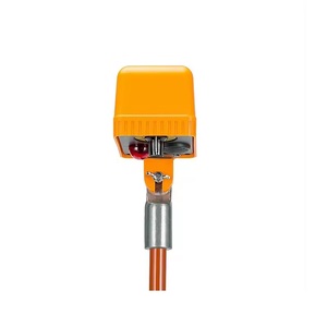 ETCR1820 เครื่องทดสอบไฟฟ้าแรงสูงแบบไม่สัมผัส 110V-550KV พร้อมตัวเลือก IP65 ไฟเตือนเกียร์เก้าระดับ - Product Image 1