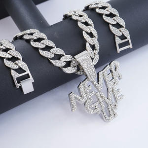 Strass Hip Hop non rinunciare mai collana pendente e catena cubana 15MM ghiacciata - Product Image 3