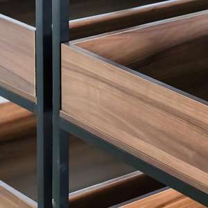 Porte-bouteilles mural compact en métal et bois, système <span class=keywords><strong>d</strong></span>'exposition de vin avec rangement incliné pour bouteilles, gain de place - Product Image 6